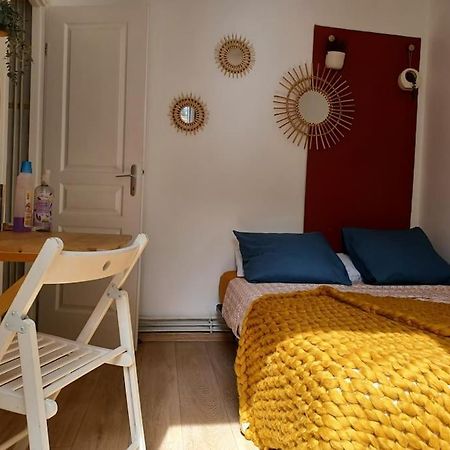 Tiny81 Cozy City Break Appartment กลีชี ภายนอก รูปภาพ